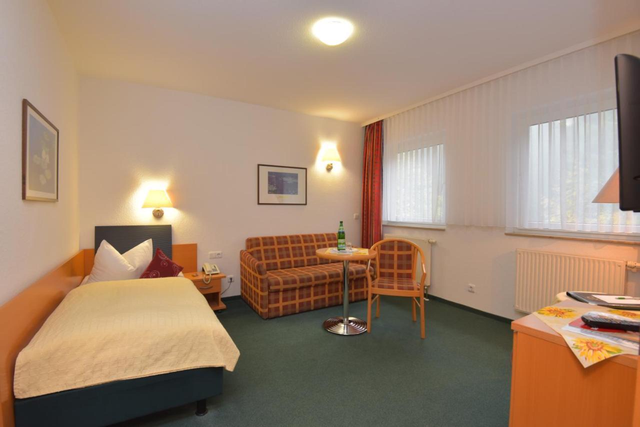 Hotel Am Wald -Garni- Elgersburg المظهر الخارجي الصورة