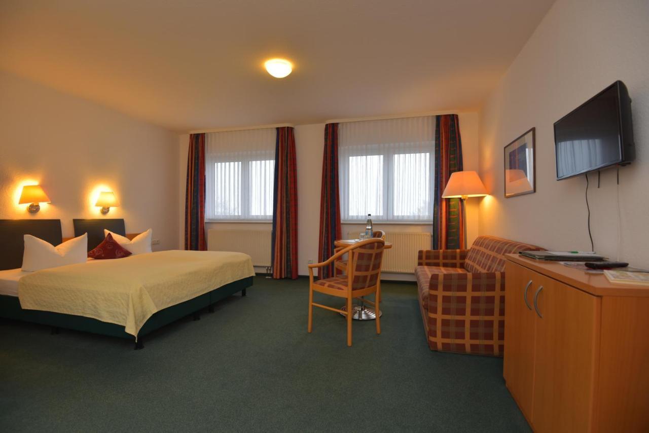Hotel Am Wald -Garni- Elgersburg المظهر الخارجي الصورة
