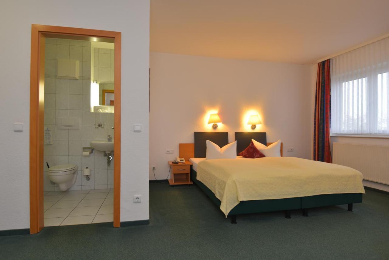 Hotel Am Wald -Garni- Elgersburg المظهر الخارجي الصورة