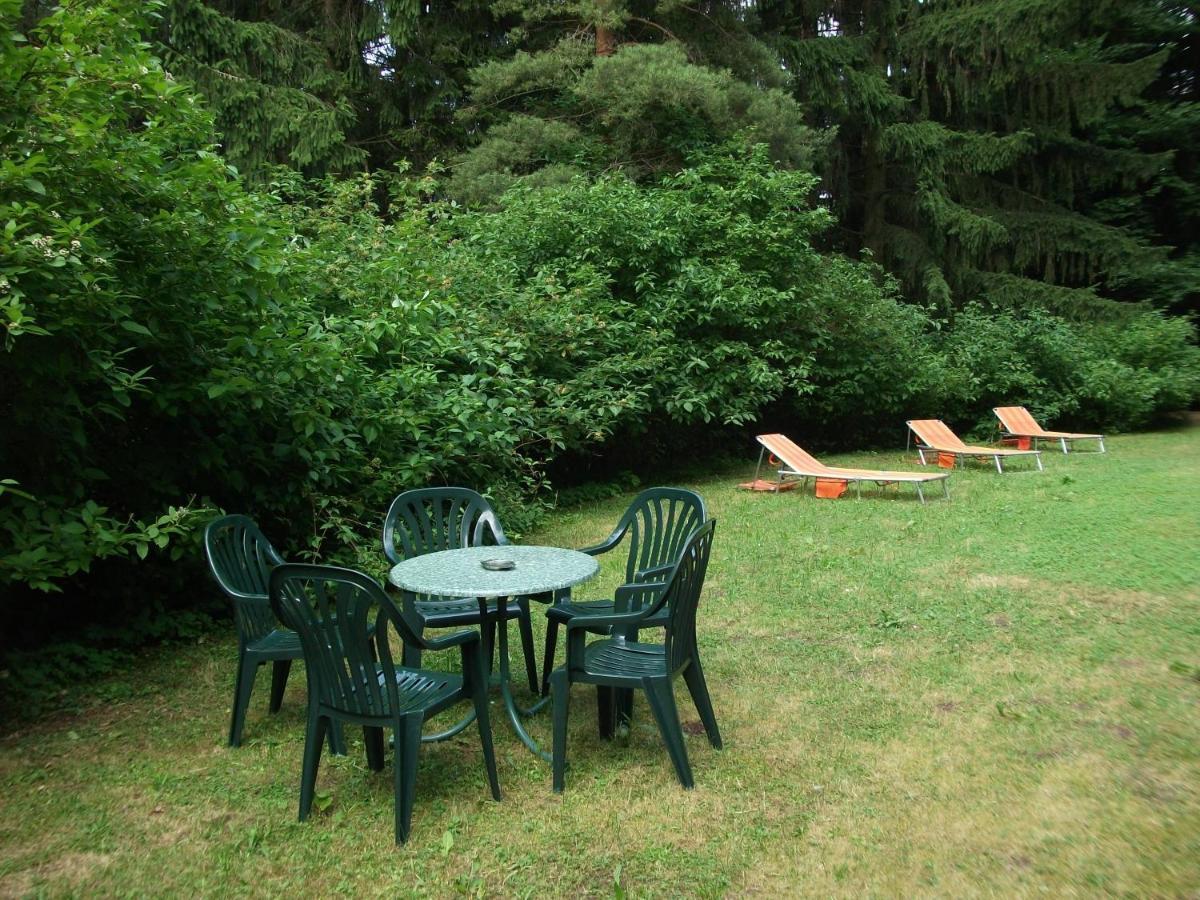 Hotel Am Wald -Garni- Elgersburg المظهر الخارجي الصورة